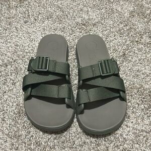 Chaco Chillos Slide